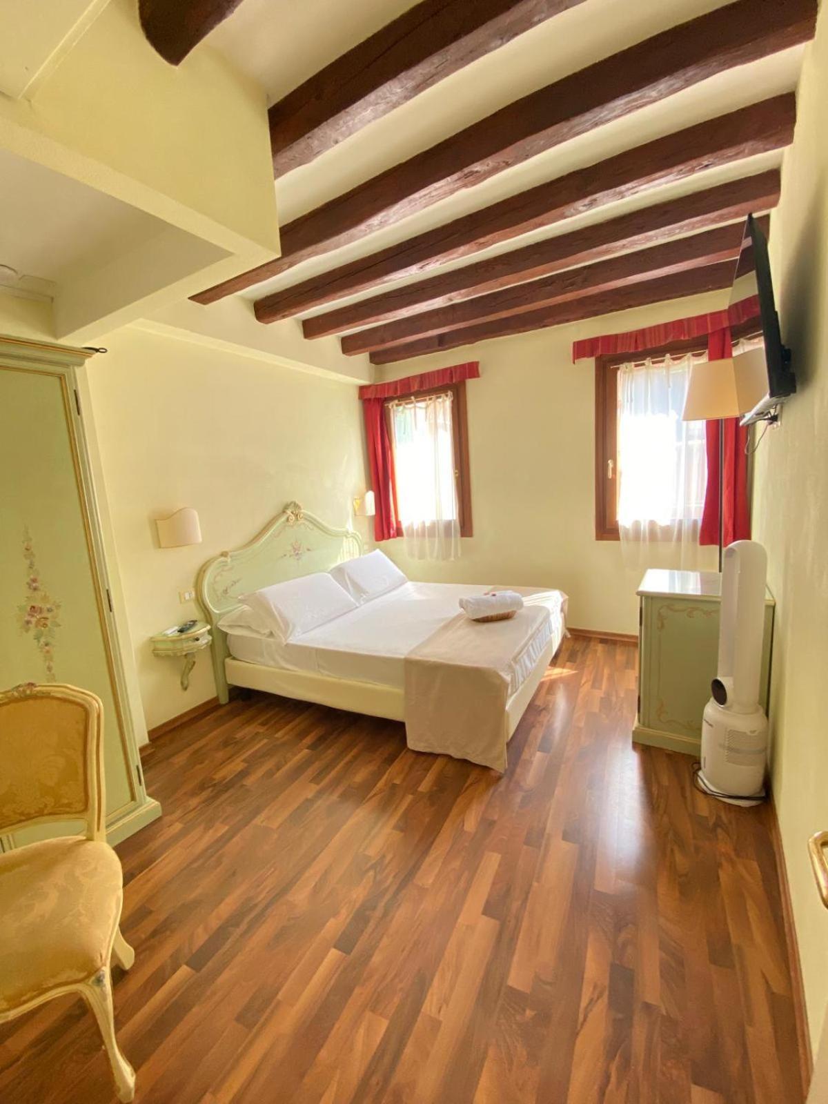 Casa Vacanze Angolo 'Sconto Венеция Экстерьер фото